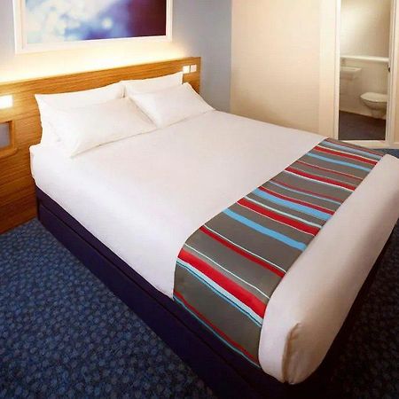 Travelodge Dundee Strathmore Avenue מראה חיצוני תמונה